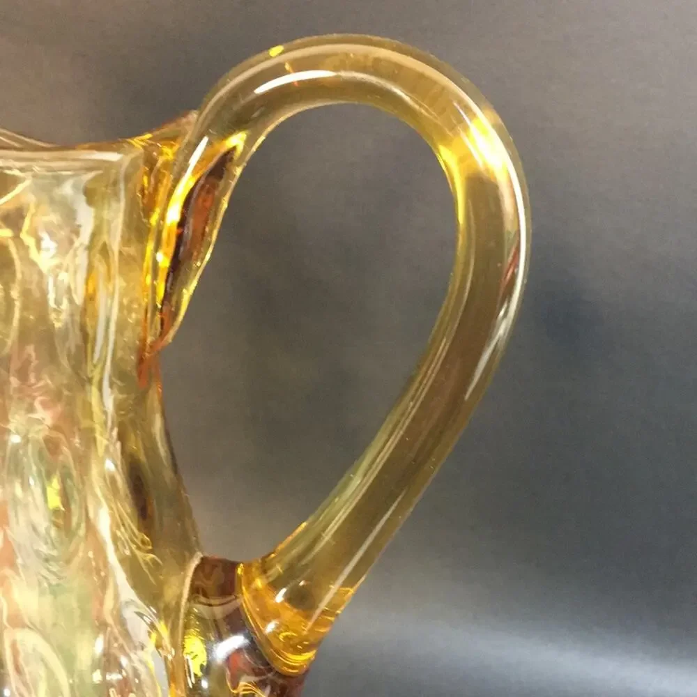 Not branded vintage honey
